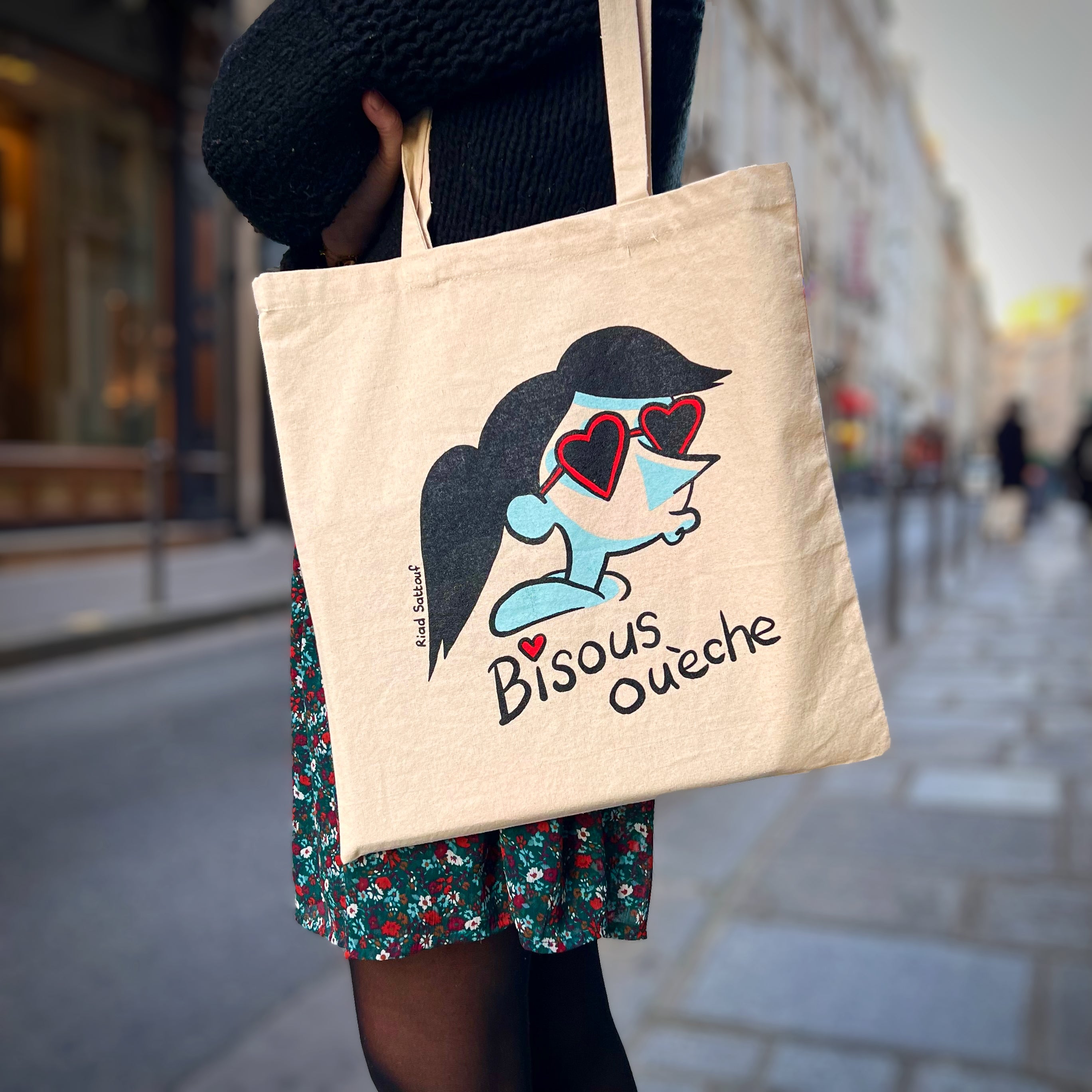 <strong>LES CAHIERS D'ESTHER </strong><br> Tote bag le plus stylé du monde